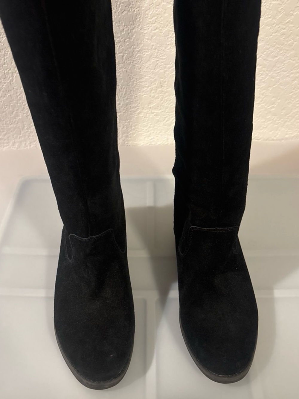VTG Limelight Avery Black Knee High Suede Boots SZ 8 block heel almond toe Y2K